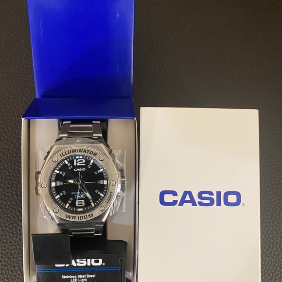 ✨Casio Watch✨ - Picture 4 of 5